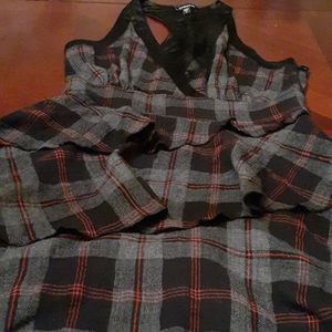 Dress very pretty and feminine